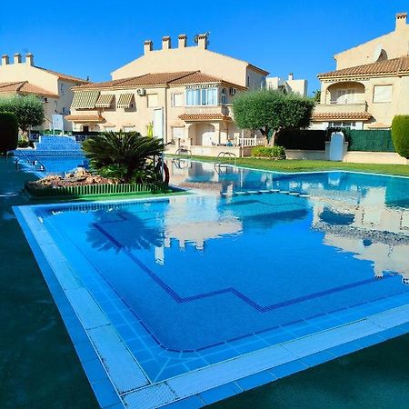 Casa De Buenos Dias Daire Torrevieja Dış mekan fotoğraf