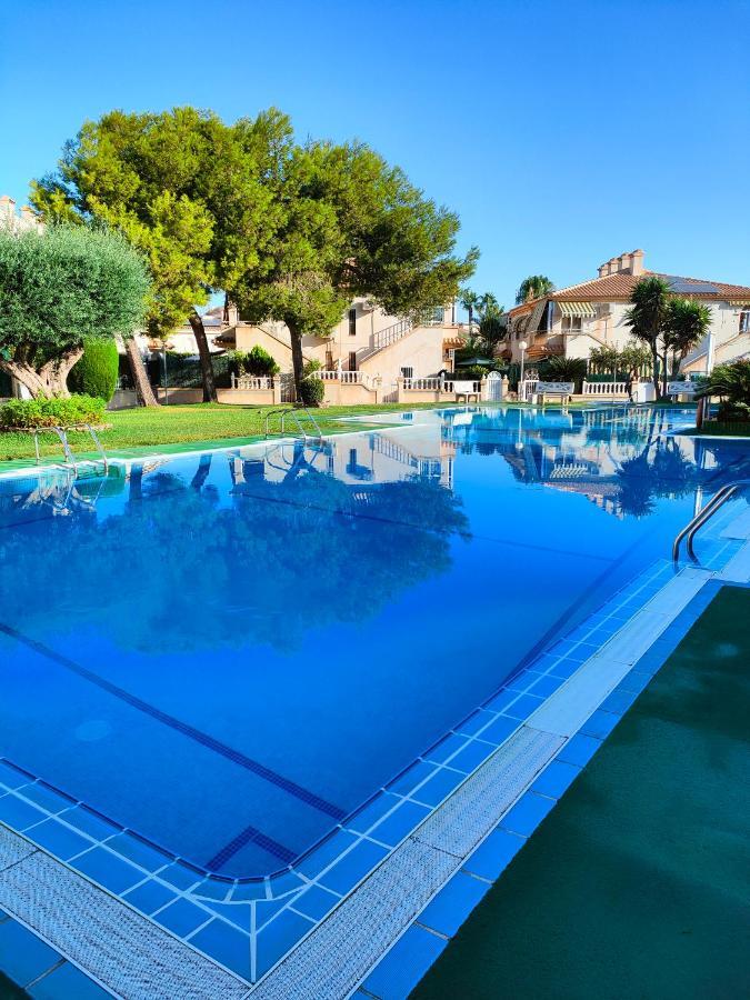 Casa De Buenos Dias Daire Torrevieja Dış mekan fotoğraf